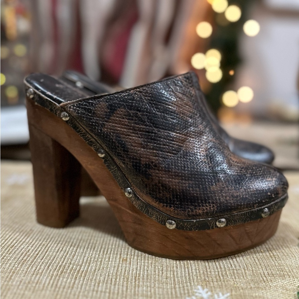 Bedstu “Dorothy” Clog! Size 7.5